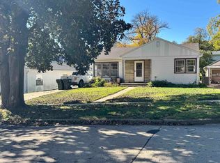 2217 S Nicollet St, Sioux City, IA 51106