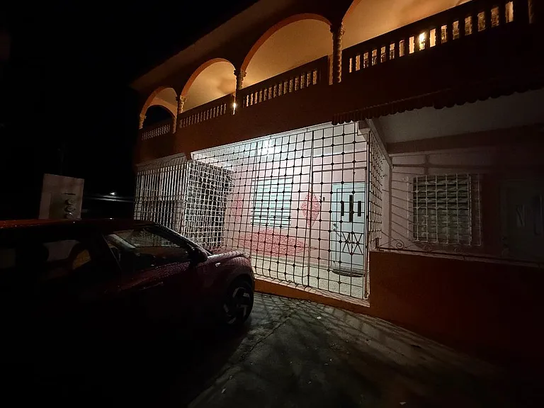 J8 Calle 10 — Photo 14