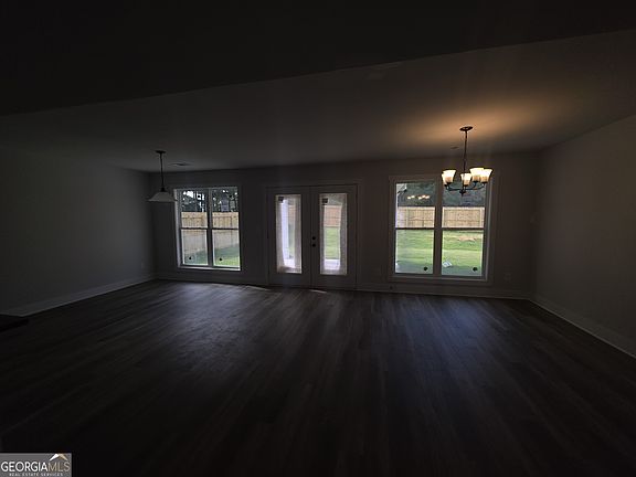 3rd image of 188 Lake Meadows Dr #47