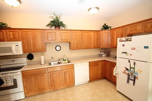 3rd image of 2627 Orchard Dr Unit 4