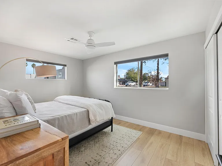 4244 N 35th Pl — Photo 29