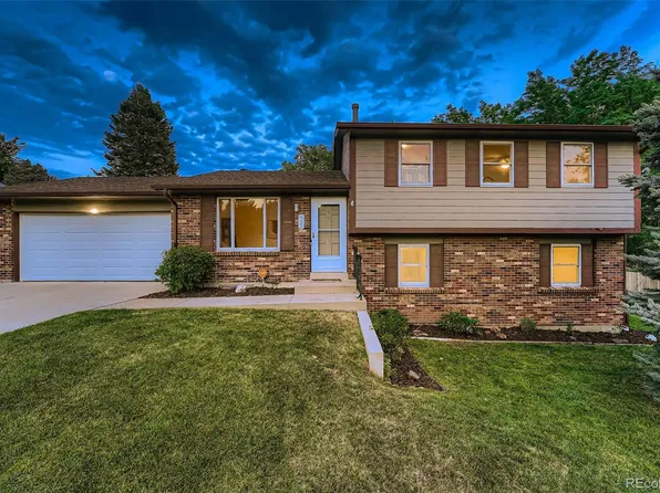 932 S Miller Street, Lakewood, CO 80226