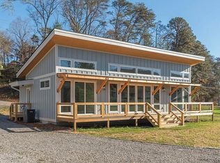 924 Riceville Rd, Asheville, NC 28805