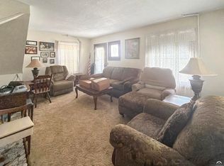 109 N 10th St, Atchison, KS 66002