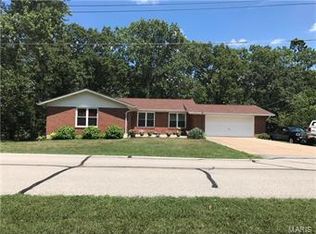 51 Pearl Dr, Hillsboro, MO 63050