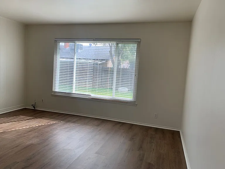 10528 Dolecetto Dr — Photo 16