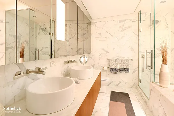 Sold by Sotheby's International Realty | media 10