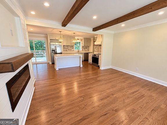 2nd image of 6356 Fitzgerald Ln