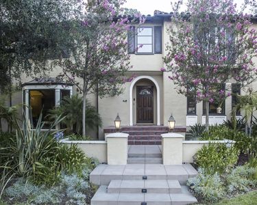971 Rosemount Rd, Glendale, CA, 91207
