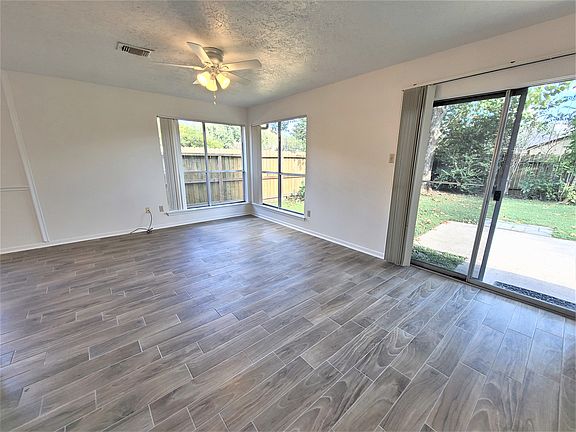 eat in area_11102021