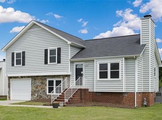 307 Triumphant Rd, Greensboro, NC 27406