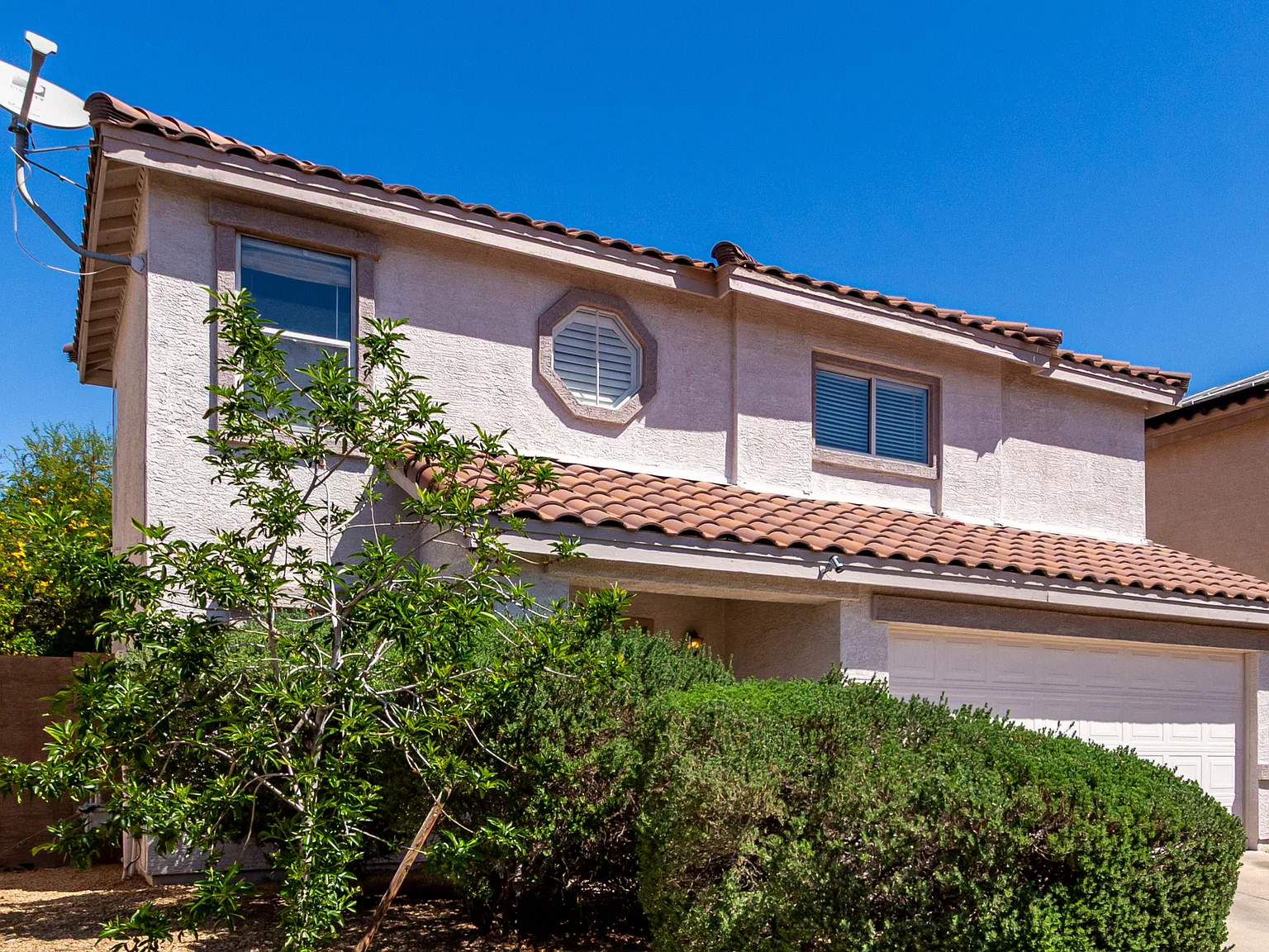3 bed, 2.5 bath, 1611 sqft, $2,700 — Photo 4