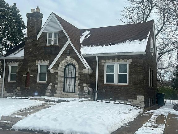 2nd image of 5742 Park Ln