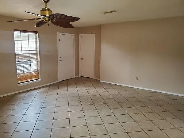 23822 Lestergate Dr — Photo 7