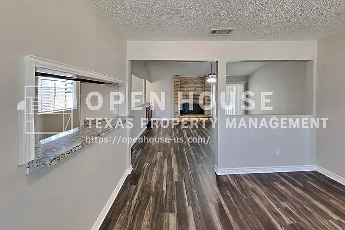 833 Harvest Glen Dr — Photo 10