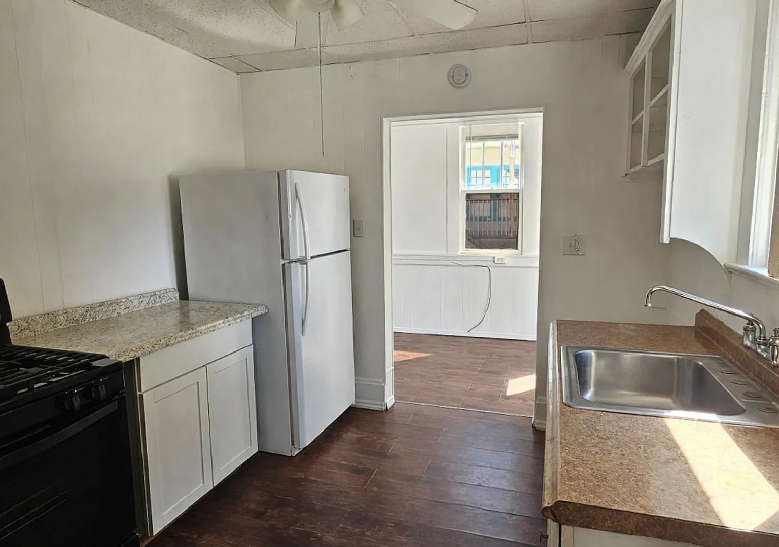 Ora St. - 709 Unit 06 — Photo 4
