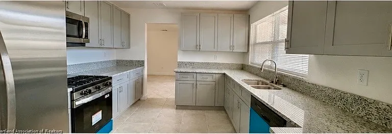 3252 Golfview Rd — Photo 5