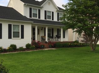 629 Madera Rd, Chesapeake, VA 23322