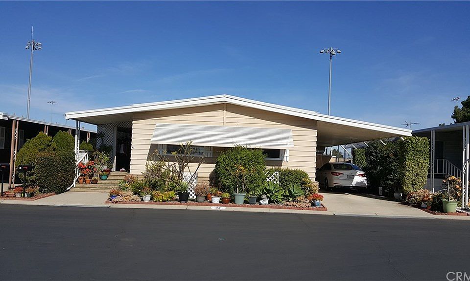 1st image of 6741 Lincoln Ave Space 92