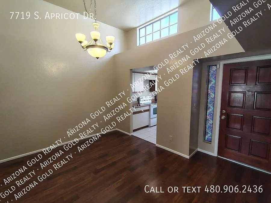 Tempe Townhouse — Photo 3