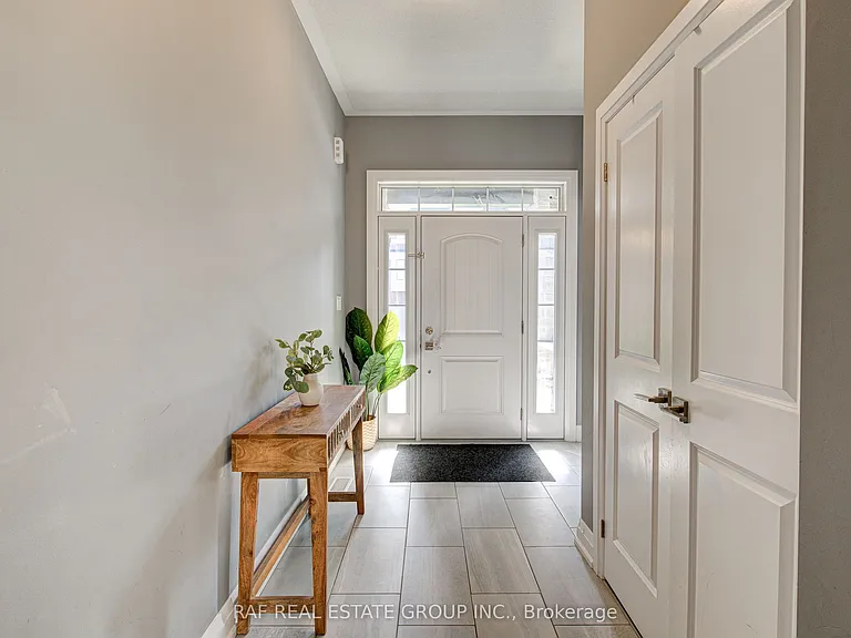 127 Ian Ormston Dr — Photo 5