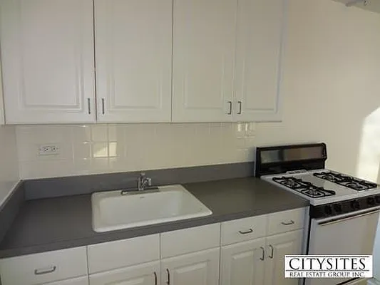 Rented by Keller Williams NYC | media 19