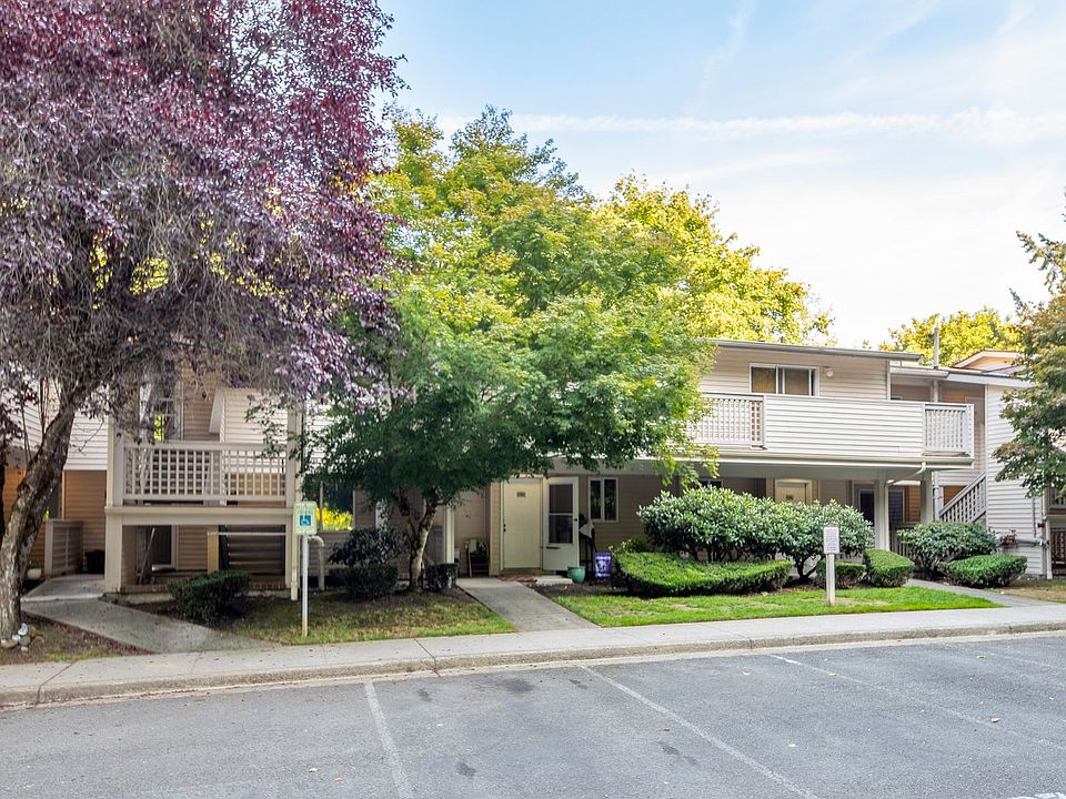 1st image of 15707 Waynita Way NE Unit F104