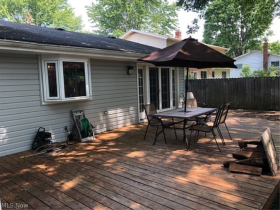 4th image of 27383 Edgepark Dr