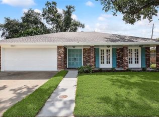 34 Normandy Dr, Kenner, LA 70065