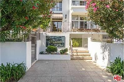 3rd image of 511 San Vicente Blvd Unit 303