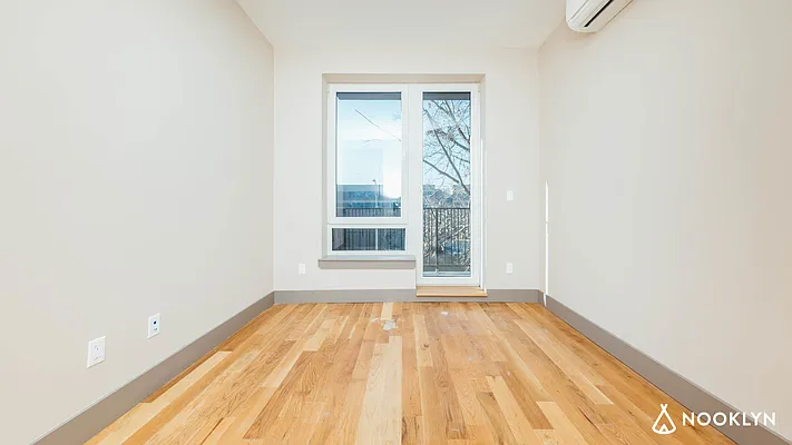 Rented by Nooklyn NYC LLC | media 27