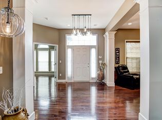 5880 Trafalgar Ln, Dublin, OH 43016