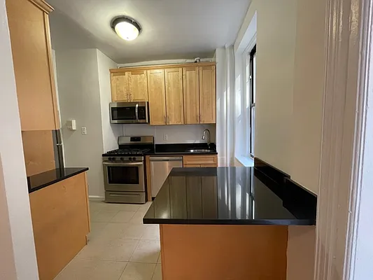 Rented by Cohen Smith Chang LLC | media 9