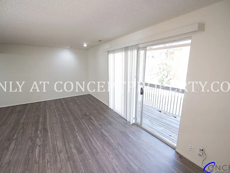 Foothill Terrace — Photo 192