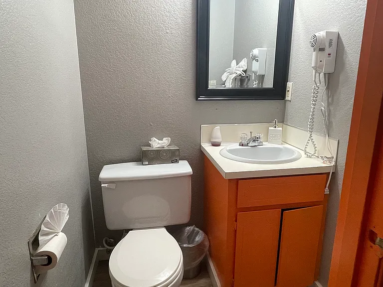 810 S Holladay Dr #30 — Photo 5