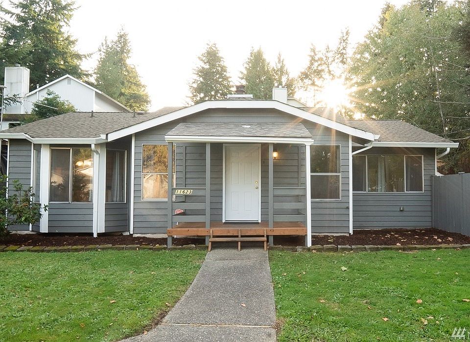 Desirable 1 level living in this secluded rambler with covered front porch, close to the main road and transit. 4 bedrooms, 1.75 baths, 1,220 sf. 