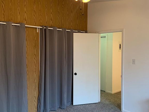 3rd image of 2419 S York St #8