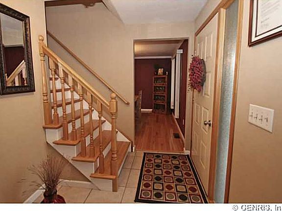 2nd image of 131 Haskins Ln S