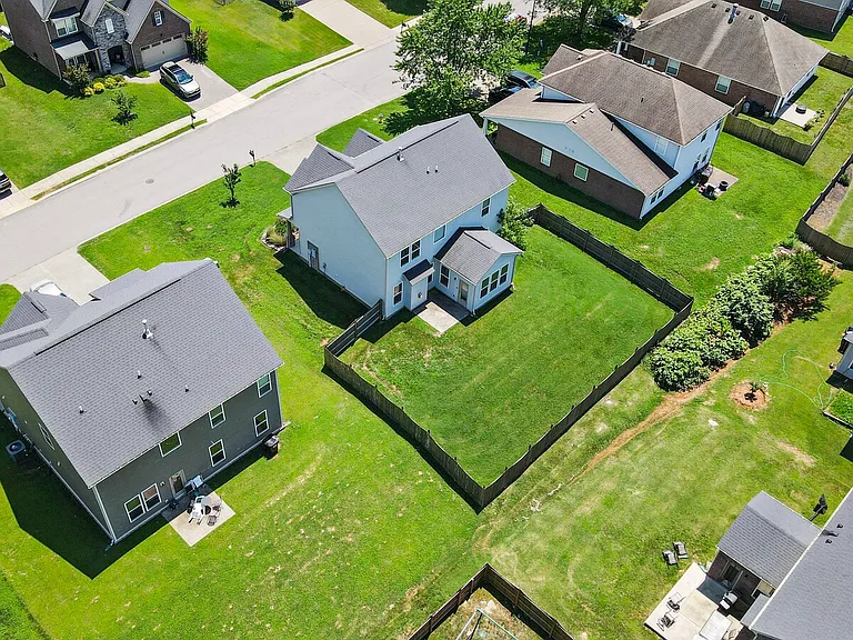2861 Meadow Gln — Photo 47
