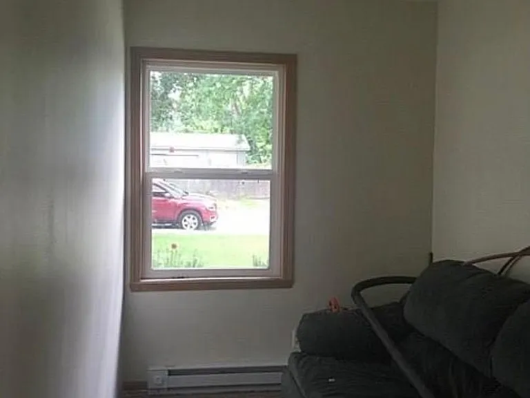 1628 E Edwards Ave — Photo 9
