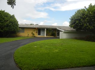 11740 SW 69th Ct, Pinecrest, FL 33156