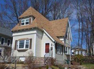 5 Wachusett St, Lowell, MA 01850