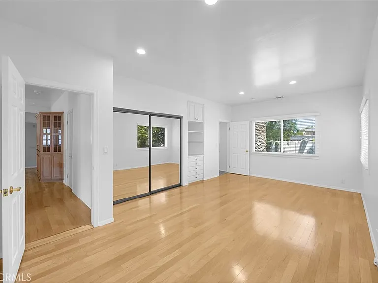 4031 N Virginia Rd — Photo 20