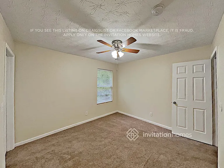 414 Waterbury Way — Photo 13