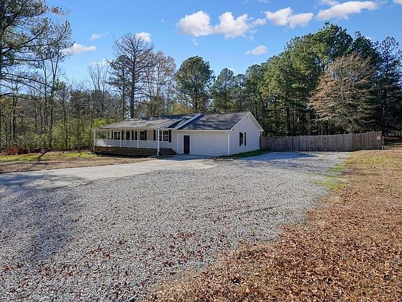 4th image of 207 John Walraven Rd