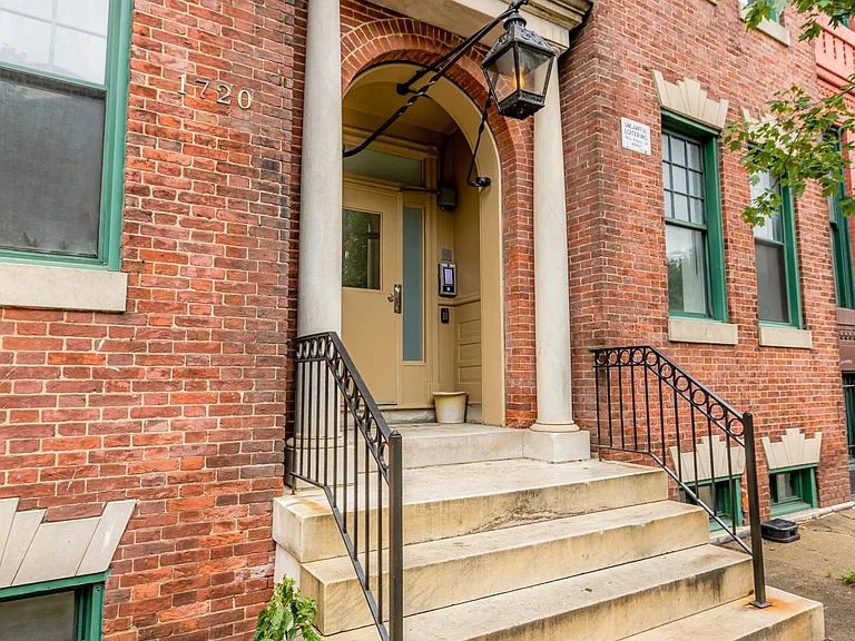 1720 Saint Paul St — Photo 18