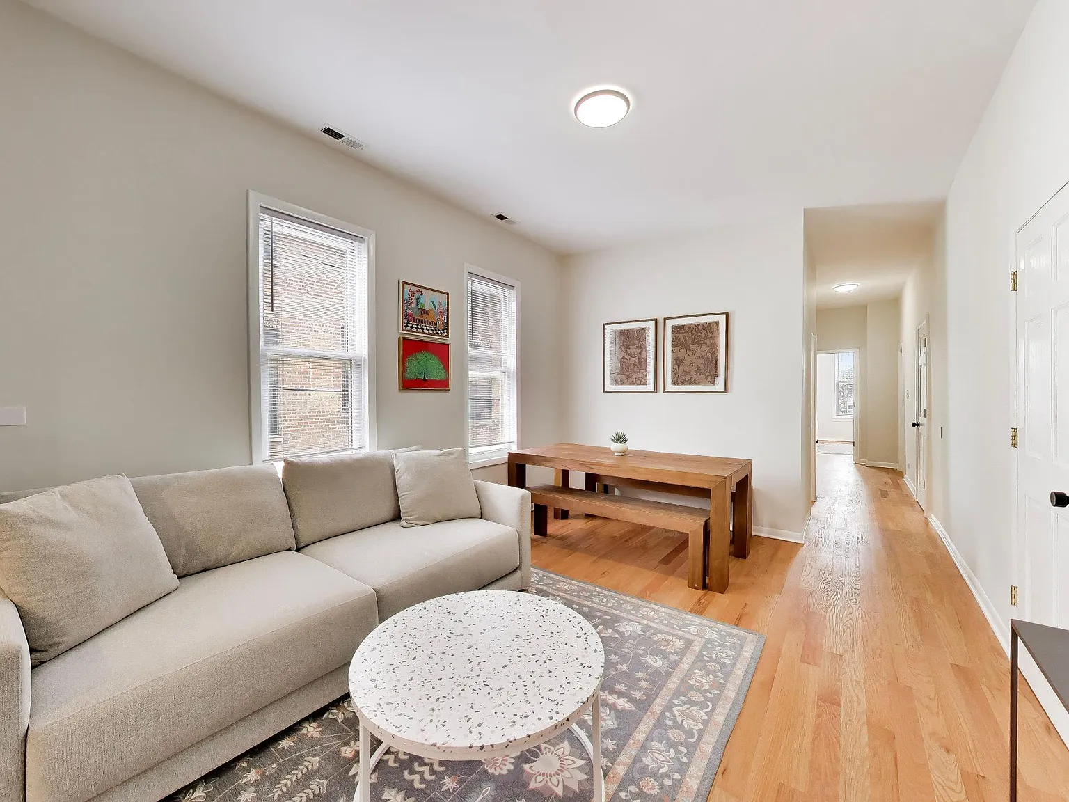 4 bed, 1350 sqft, $3,900 — Photo 3