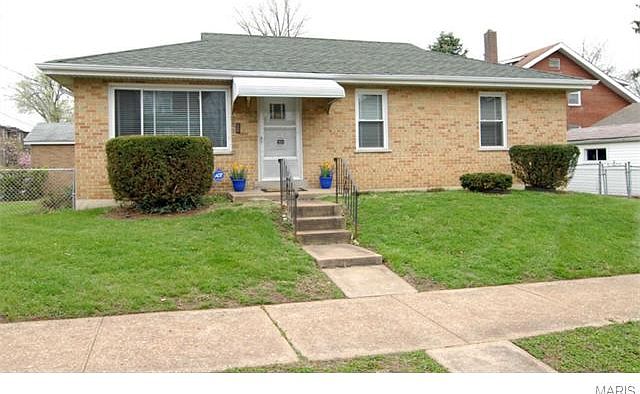 1st image of 5620 Dewey Ave