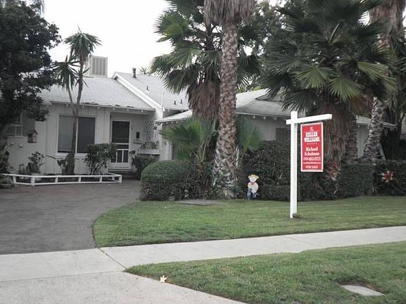 2nd image of 6517 Ventura Canyon Ave