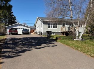 26 Inverness Cres, Riverview, NB E1B3Z5
